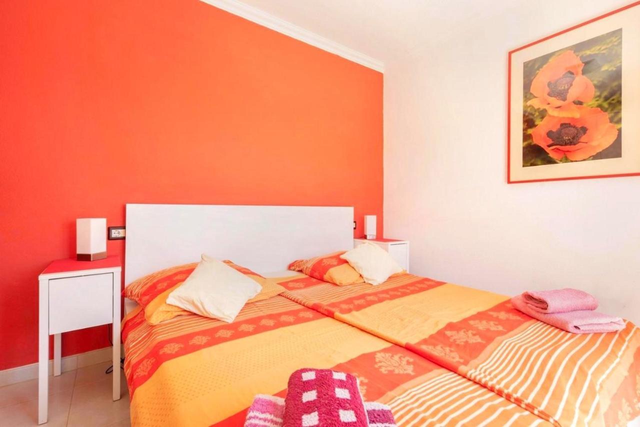 Remarkable 2-Bed House In Arona Arona  Ngoại thất bức ảnh