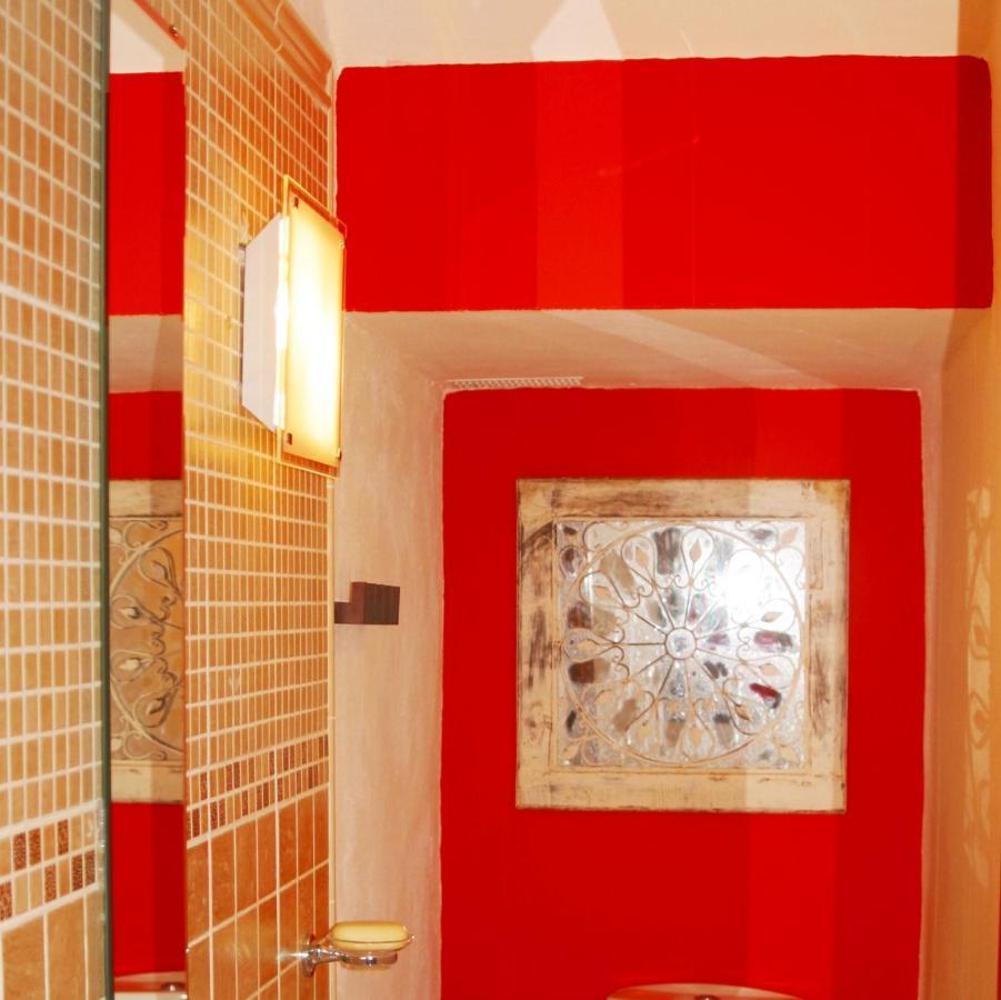 Remarkable 2-Bed House In Arona Arona  Ngoại thất bức ảnh